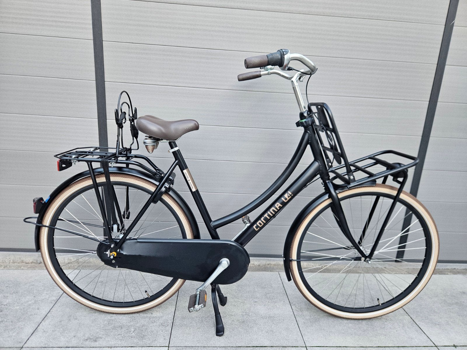 Cortina U4 Jet Black Matt 7 versnellingen in topstaat, Terugtraprem, Versnellingen, 56 cm of meer, Zo goed als nieuw