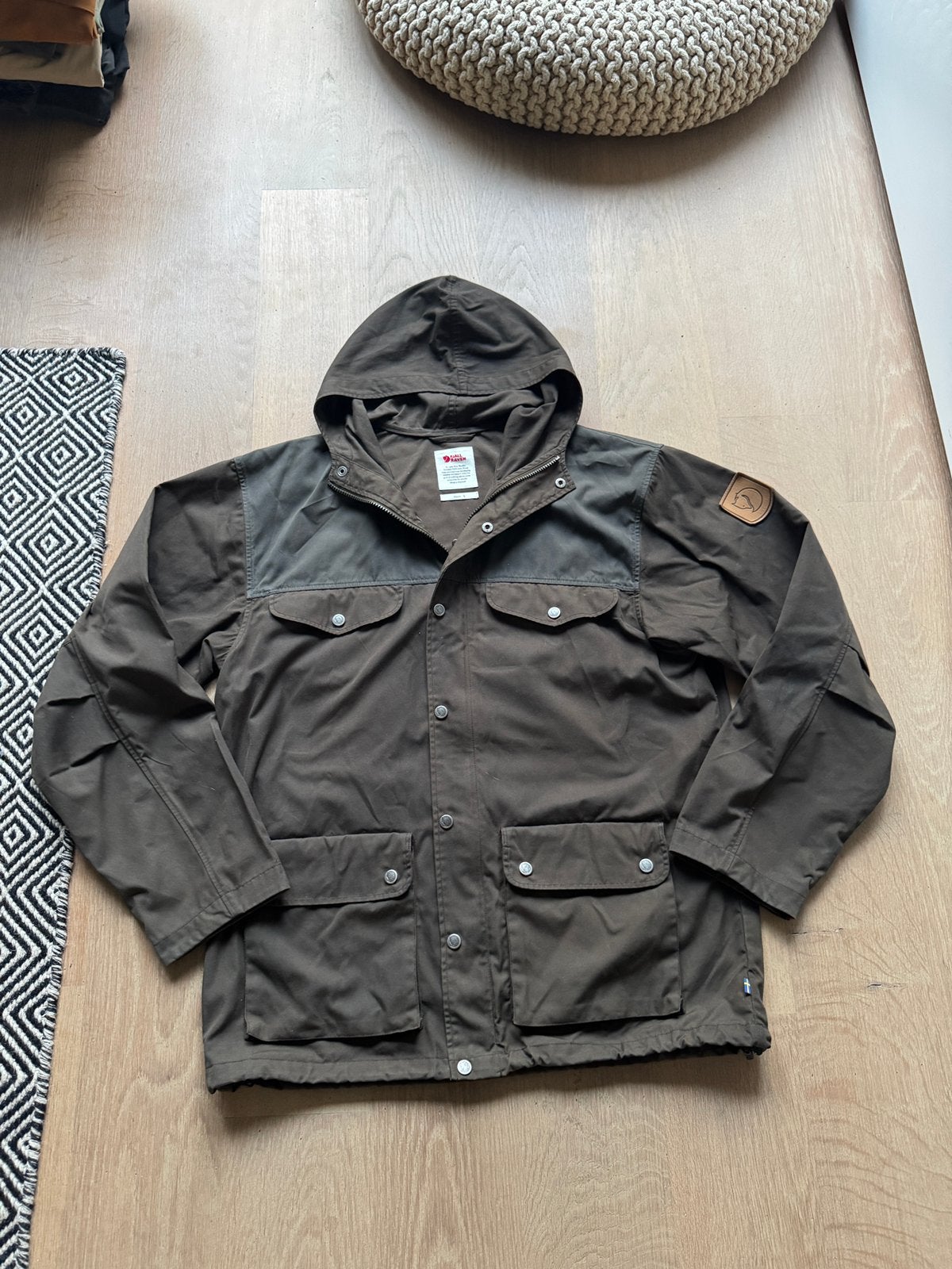 Nieuwstaat fjallraven greenland jacket maat L groen g1000, Ophalen of Verzenden, Zo goed als nieuw, Maat 52/54 (L), Groen