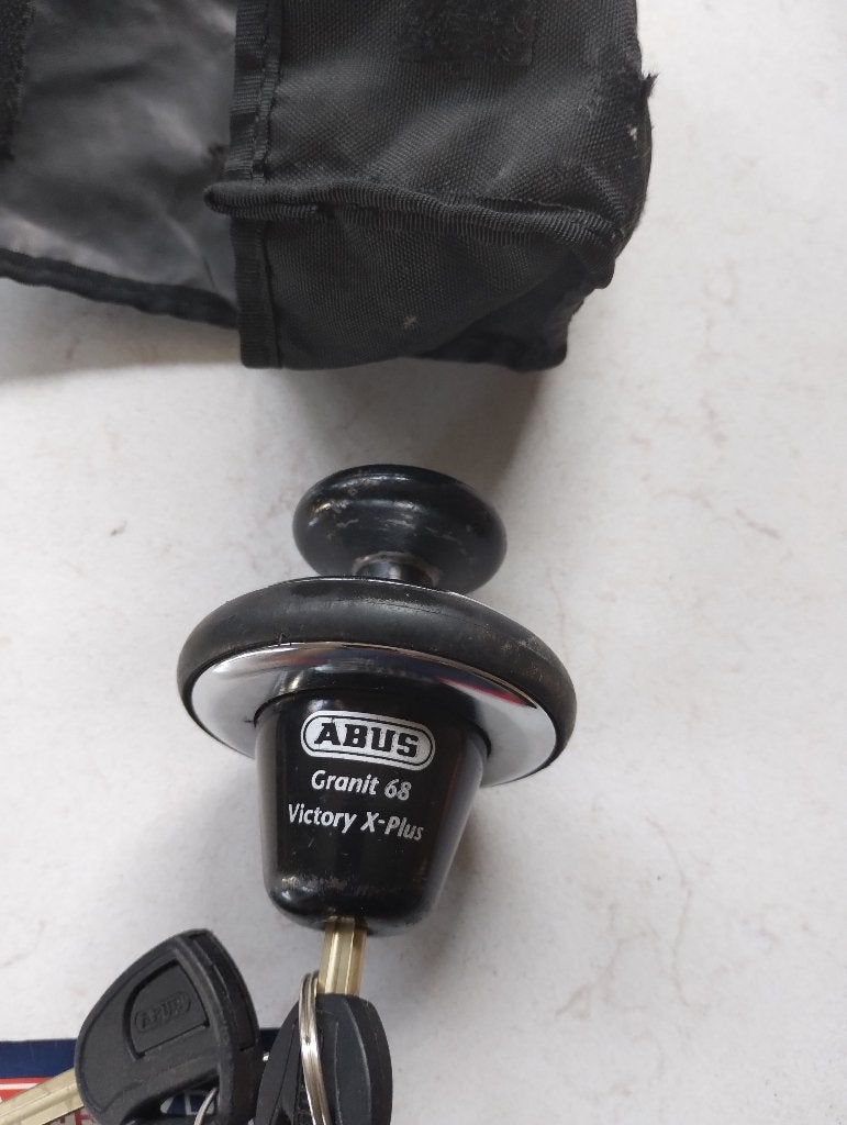 Abus schijfremslot granit 68 victory x-plus, Motoren, Accessoires | Sloten, Ophalen of Verzenden, Gebruikt