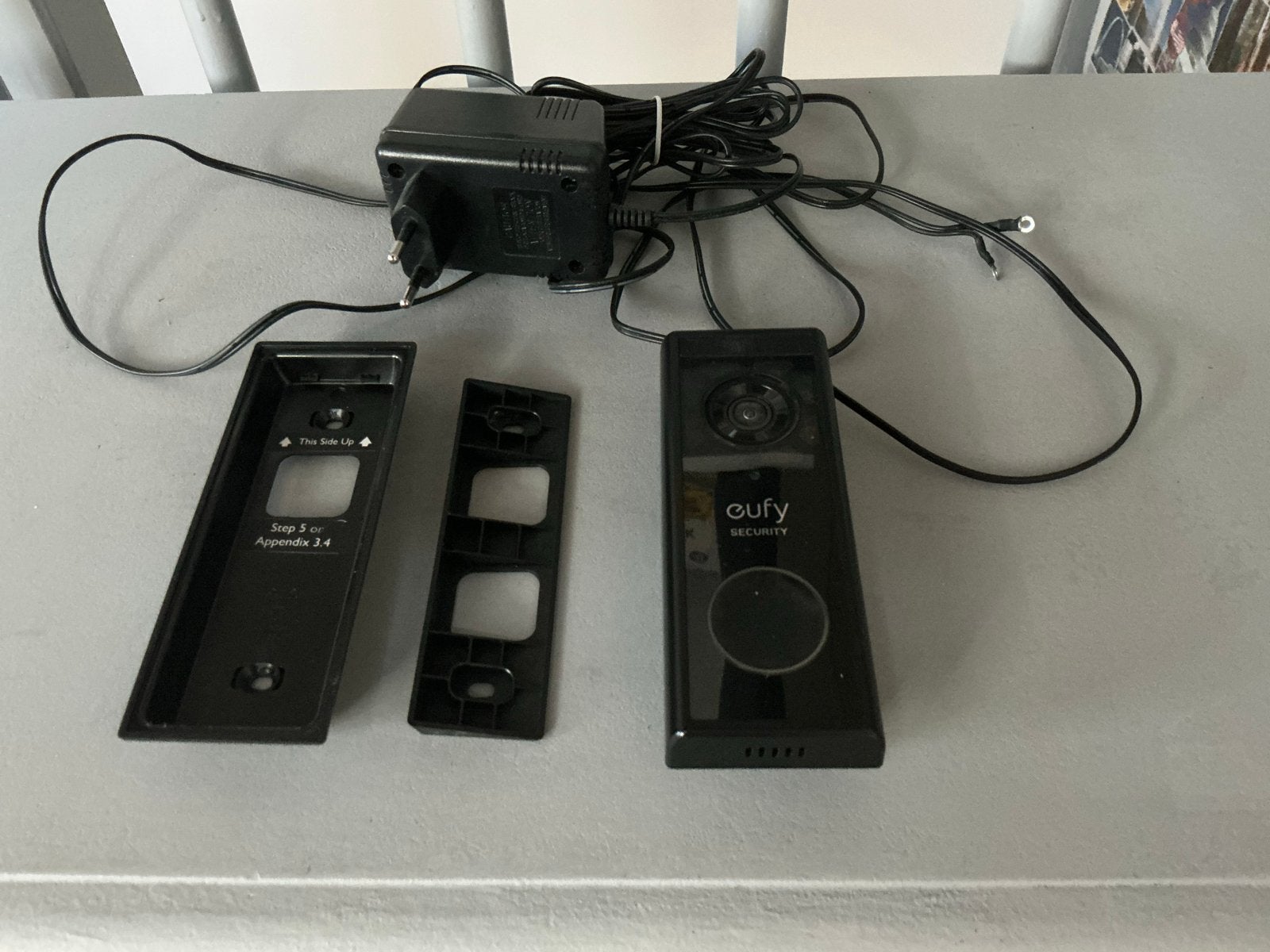 Eufy Security Video Deurbel met Adapter en Bevestiging, Ophalen of Verzenden, Zo goed als nieuw, Buitencamera