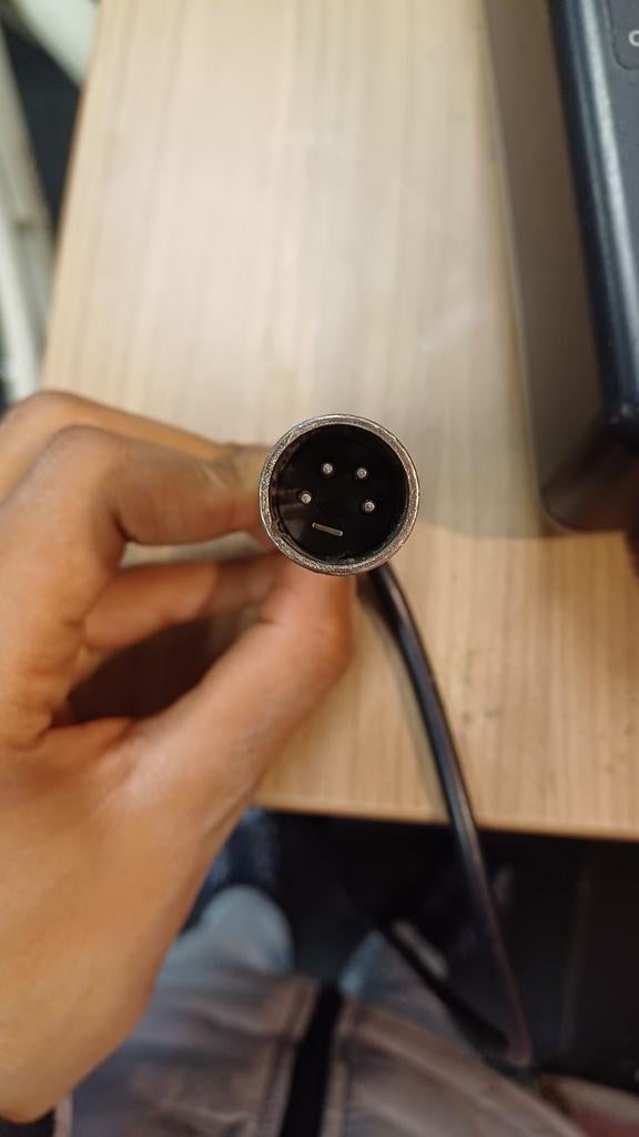 Giant NC-SSC04GNT Acculader voor E-bike, Ophalen of Verzenden, Gebruikt