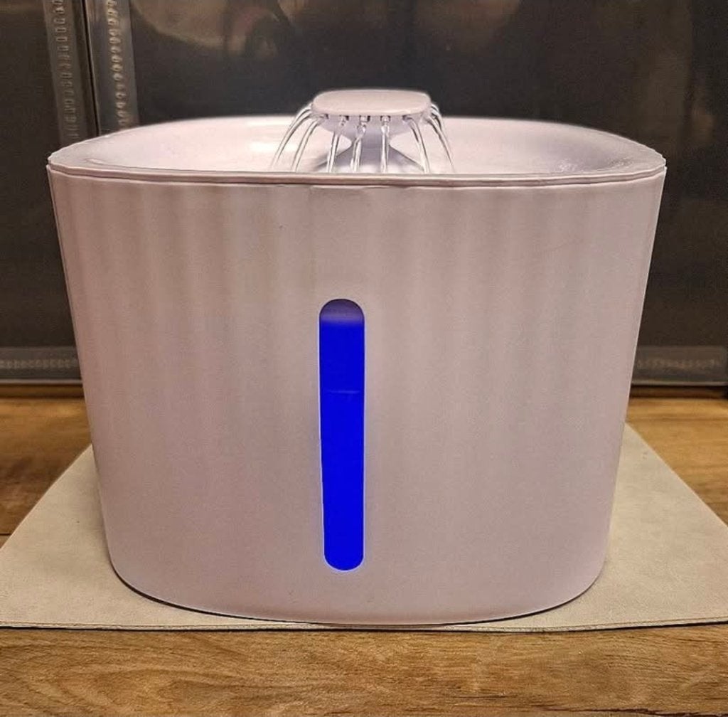 Drinkfontein Sjors + filters, Dieren en Toebehoren, Ophalen, Zo goed als nieuw