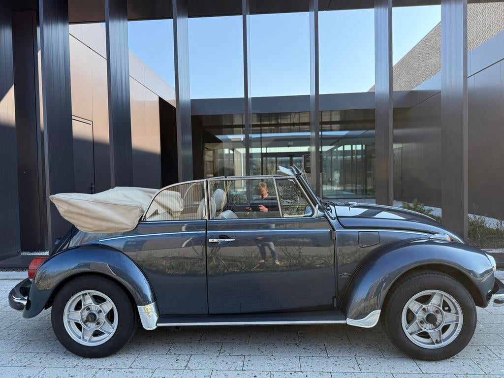 Prachtige Volkswagen Kever 1302 LS Karmann Cabriolet BJ 1972, Auto's, Achterwielaandrijving, Beige, Cabriolet, Leder