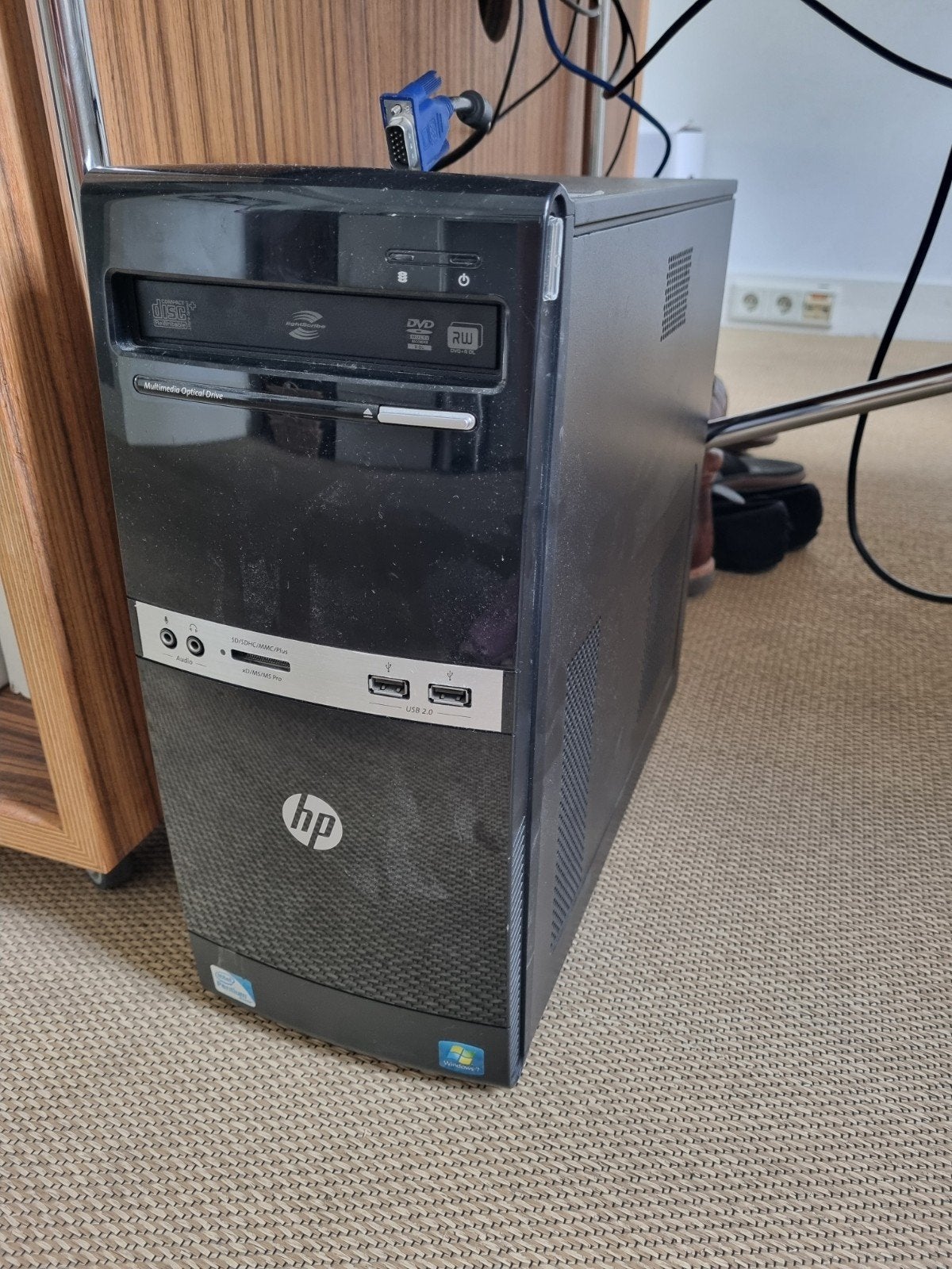 HP Desktop PC met Samsung Monitor en Logitech Toetsenbord, Gebruikt, Met monitor, Onbekend, HP