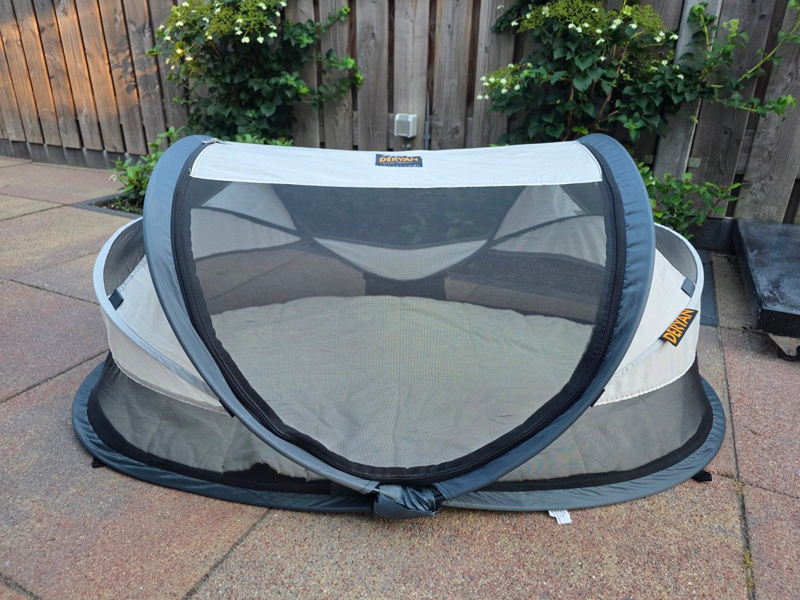 Deryan baby Luxe pop-up tent - met opblaasbaar matras, Ophalen of Verzenden, Zo goed als nieuw, Reisbedje