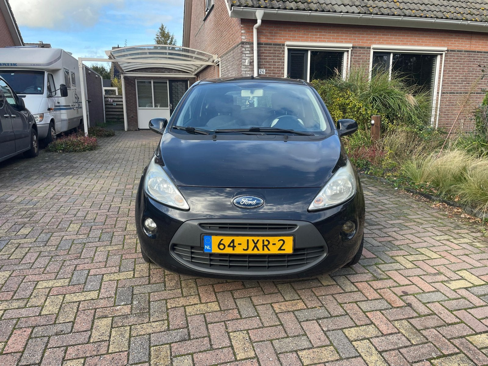 Ford Ka 1.2 51KW 2009 Zwart, Voorwielaandrijving, 1242 cc, 4 cilinders, 4 stoelen