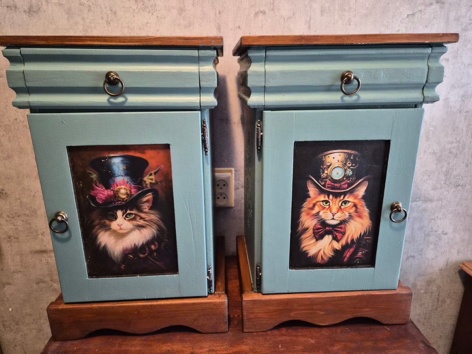 Unieke nachtkastjes met kattenprint - Steampunk stijl, Ophalen, Gebruikt, Minder dan 45 cm, 55 tot 70 cm