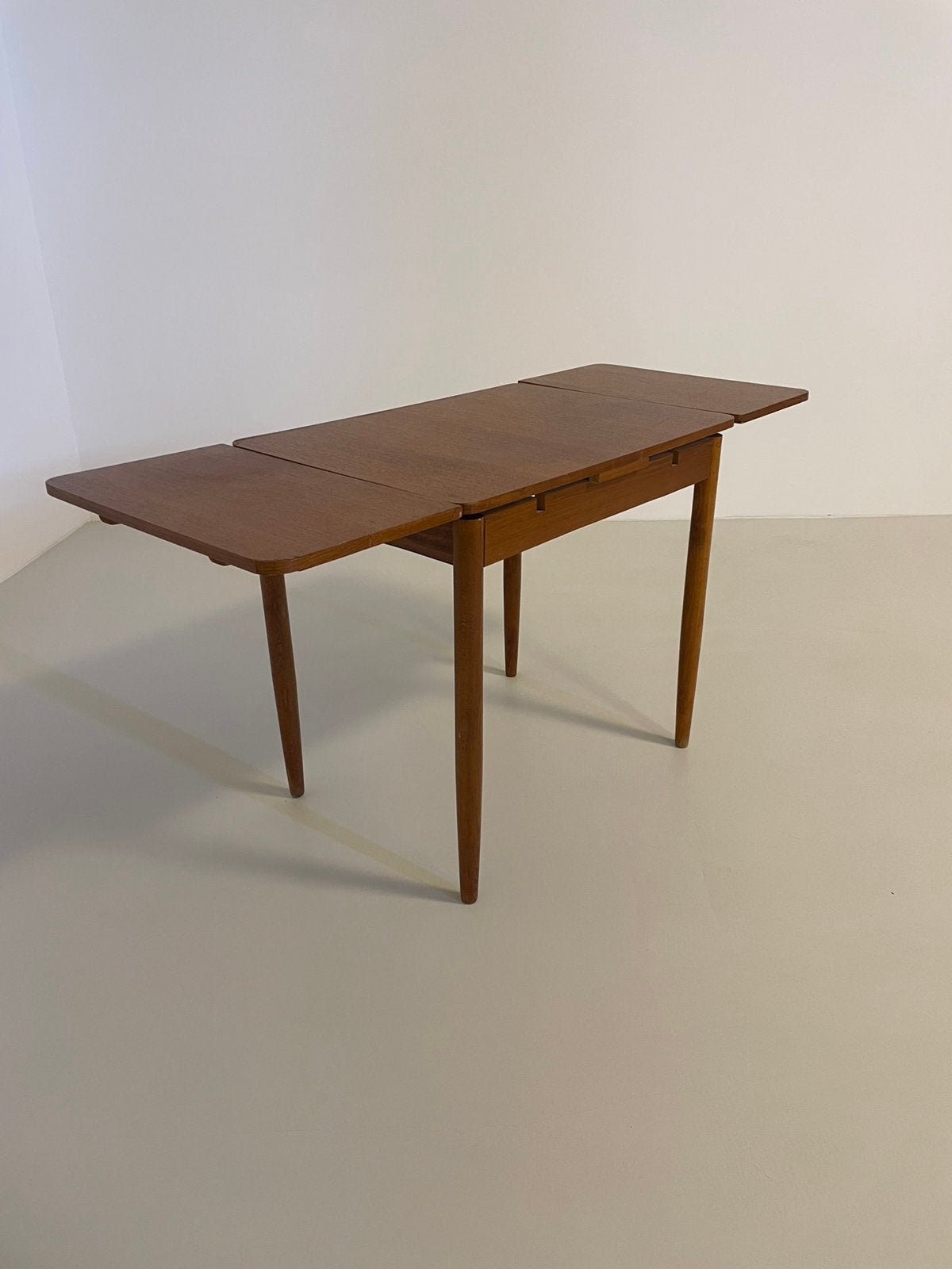 Vintage Teak Deense Uitschuifbare Eettafel jaren 50, Ophalen