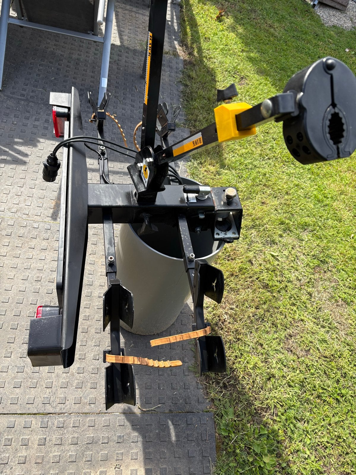 Hawk spinder fietsendrager trekhaak voor 2 fietsen Gebruikt, Auto diversen, Fietsendragers, Ophalen, 2 fietsen, Gebruikt, Trekhaakdrager