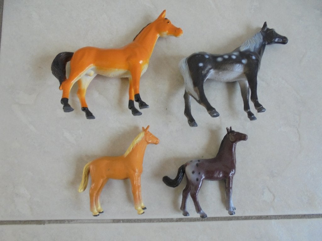 miniatuur paardjes "horse" 1994/ 1997, Ophalen of Verzenden, Zo goed als nieuw, Paard, Beeldje of Figuurtje
