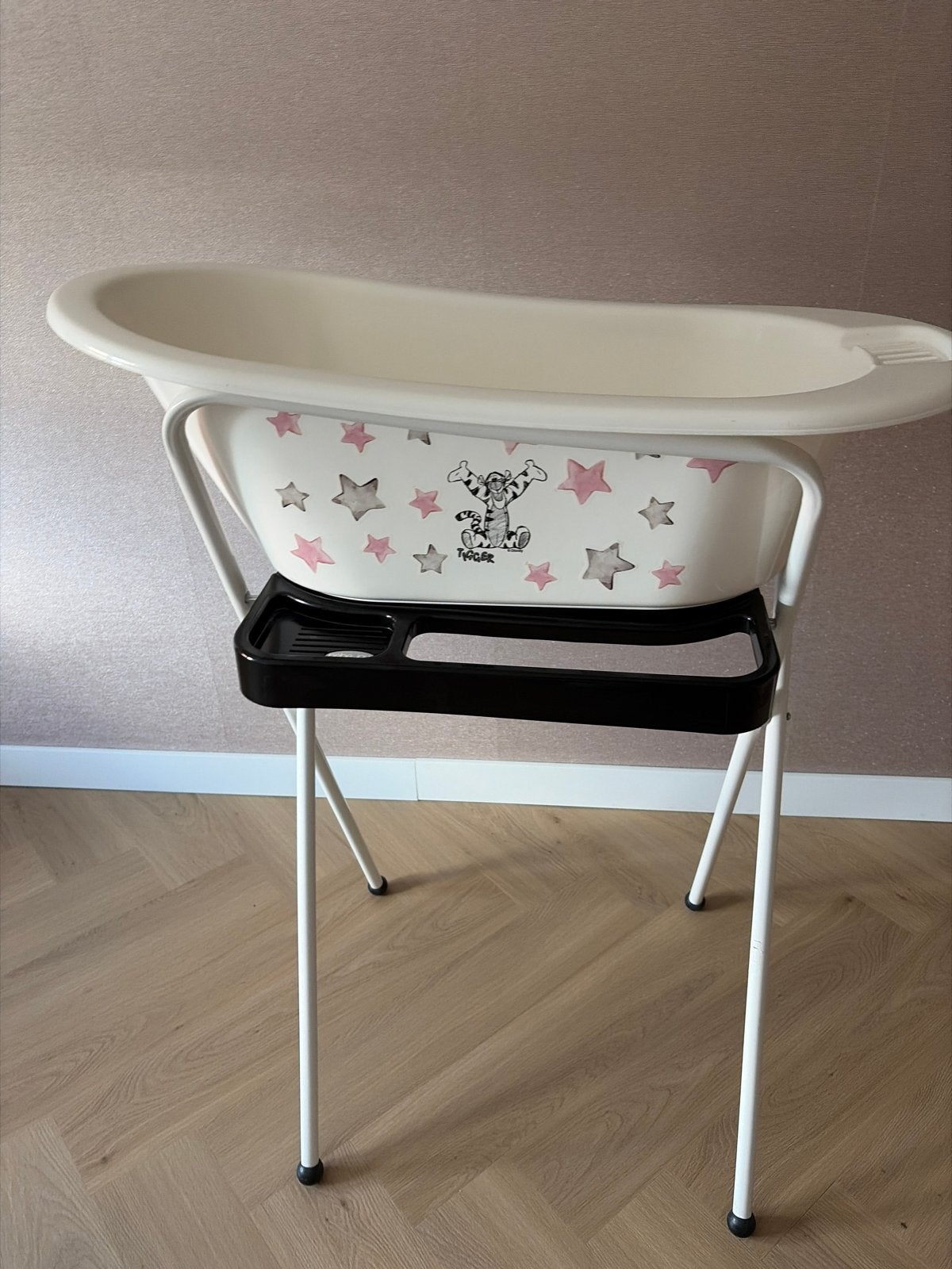Bebe-jou babybadje met standaard., Kinderen en Baby's, Badjes en Verzorging, Ophalen, Zo goed als nieuw, Badje, Bébé-jou