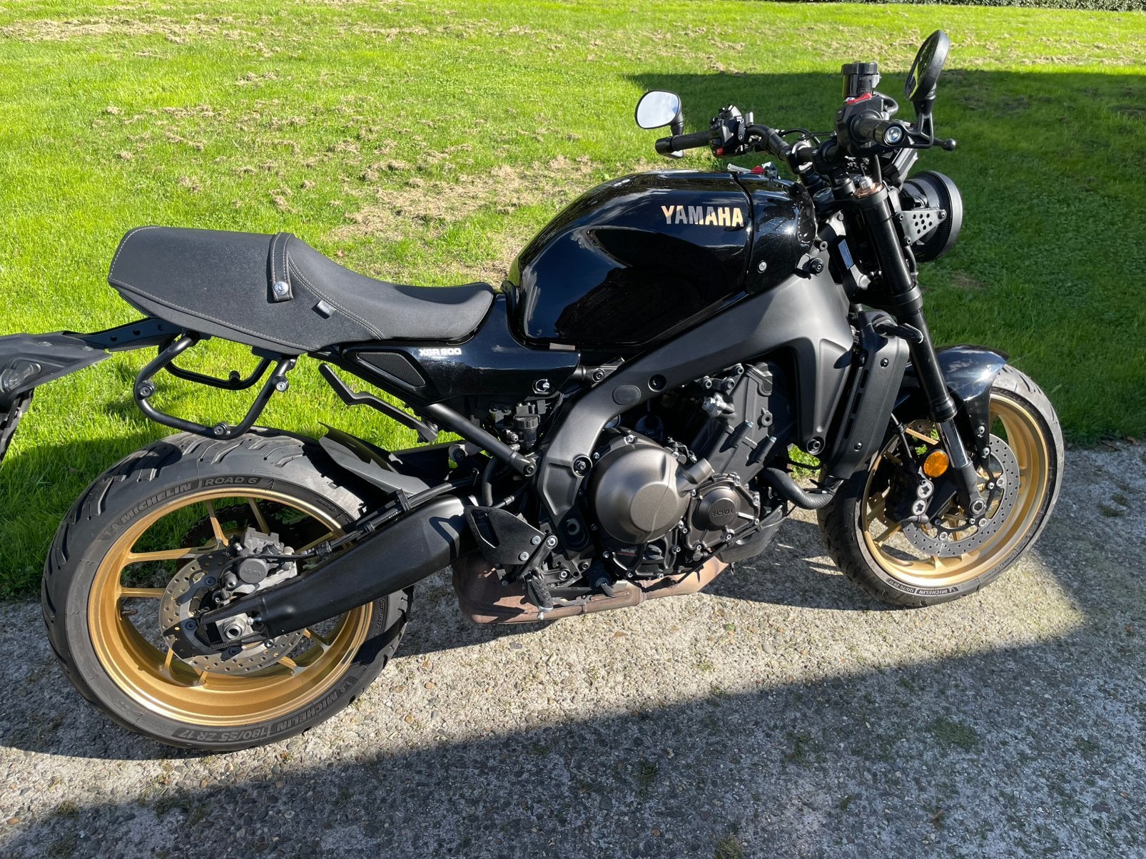 Xsr900  2025, Ophalen