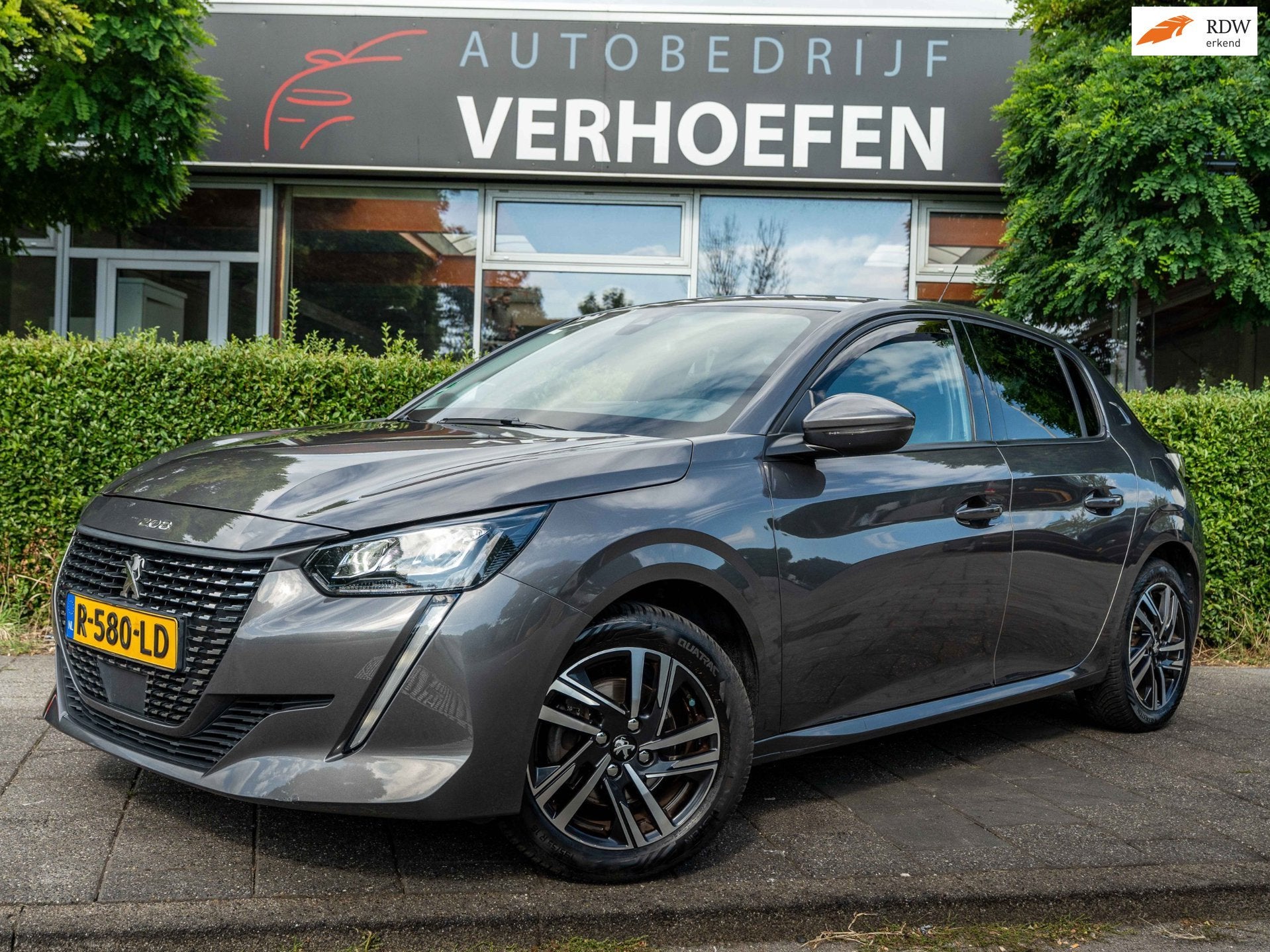 Peugeot 208 1.2 PureTech GT | 3D i-Cockpit | APPLE CARPLAY |, Voorwielaandrijving, 101 pk, Euro 6, Leder en Stof