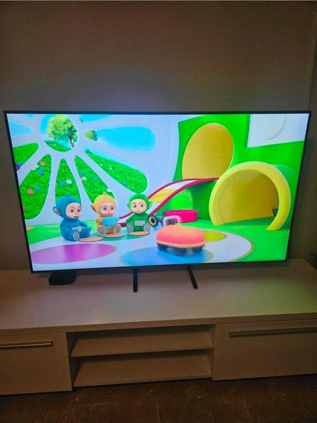 Samsung 55” QLED 4K Smart TV – Q70D (2024), Ophalen, QLED, 120 Hz, Zo goed als nieuw