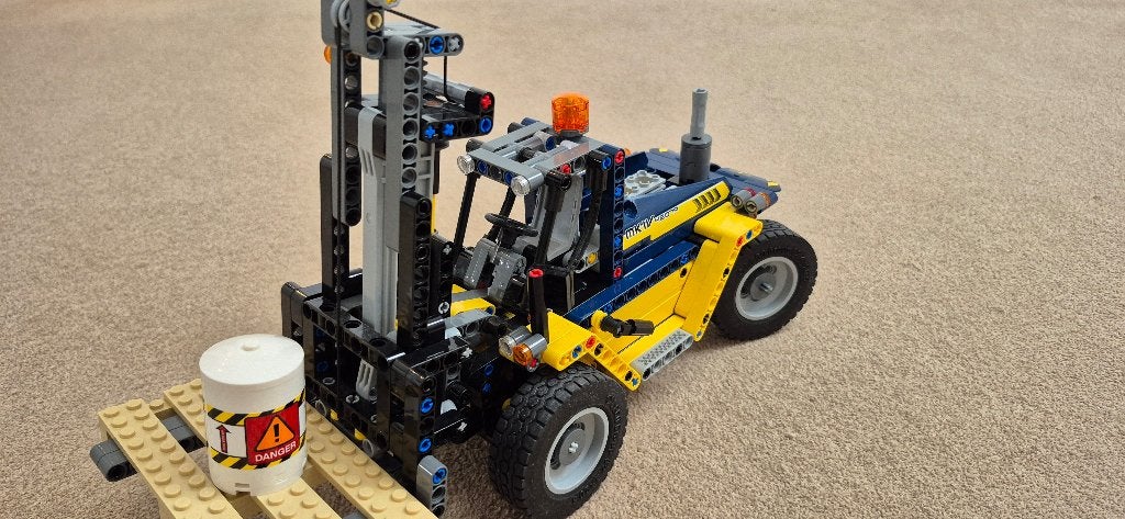 LEGO Technic 42079  - Robuuste Vorkheftruck XXL, Ophalen of Verzenden, Zo goed als nieuw, Complete set, Lego