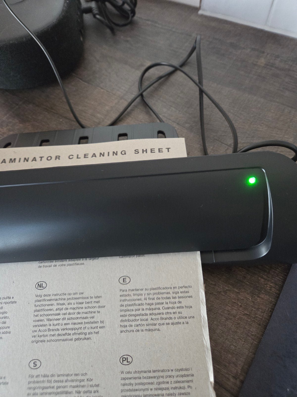 Laminator met 24 A4 hoesjes - GBC Inspire A4 Laminator, Ophalen of Verzenden, Gebruikt