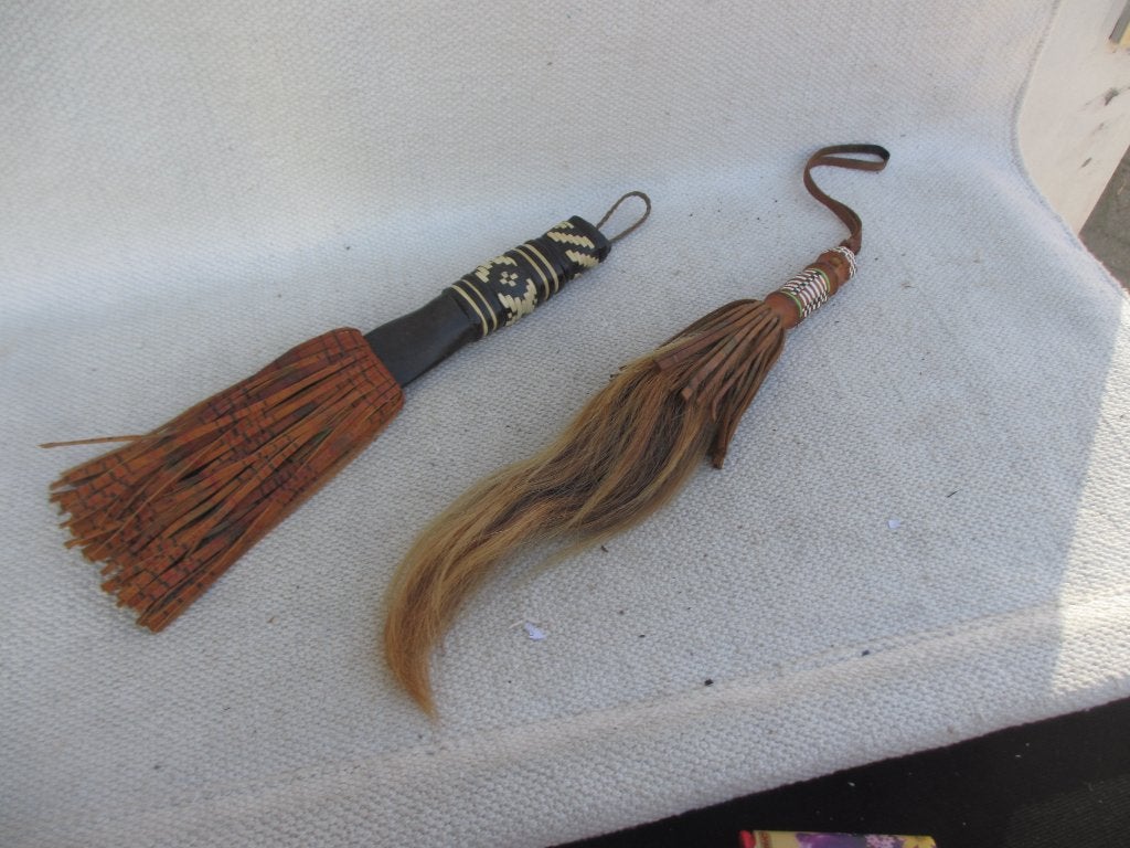 MANDINGO MALI KNIVE / FLY WHISKS, Ritueel object, Handgemaakt, 40 cm, Afrika