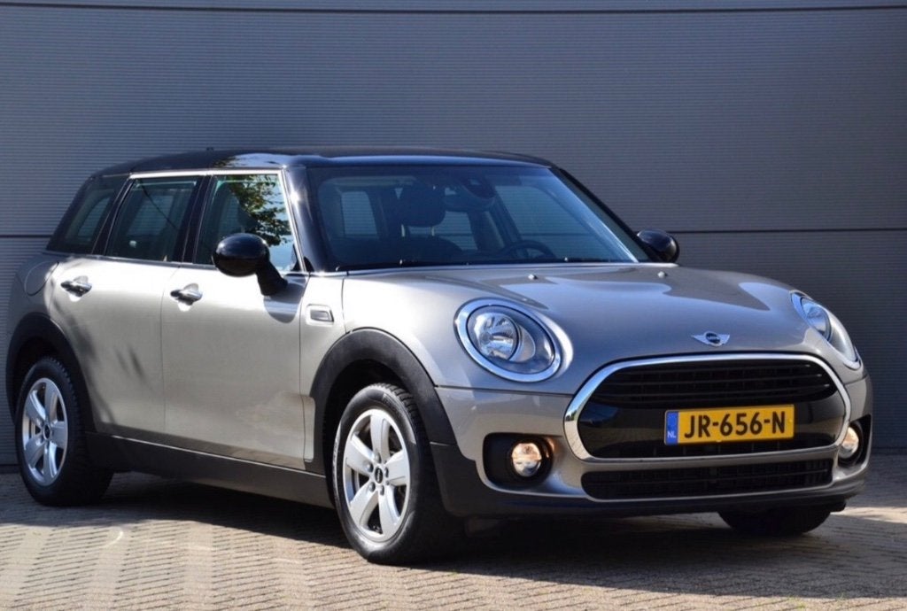 MINI Clubman 1.5 Cooper Business  2016 – 140.000 km – €9.500, Origineel Nederlands, Stationwagon, Handgeschakeld, Particulier