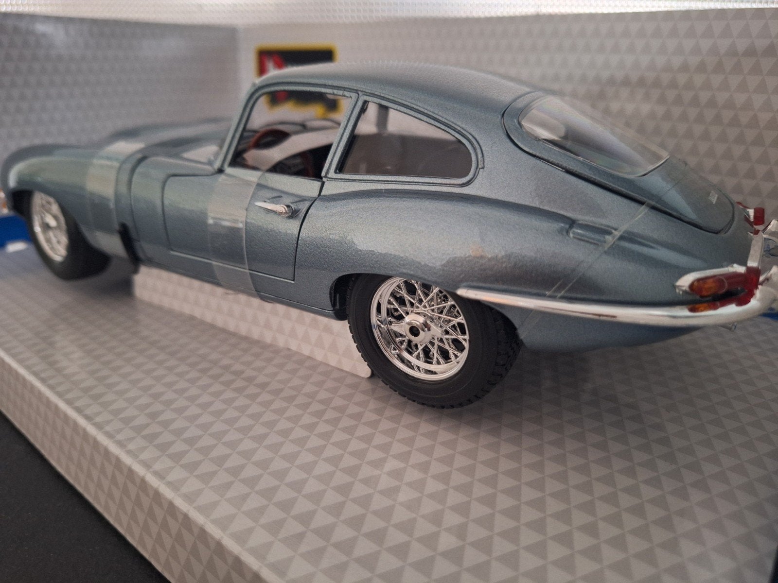 Jaguar E-Type Coupe Schaal 1:18, Auto, Burago, Burago, Nieuw