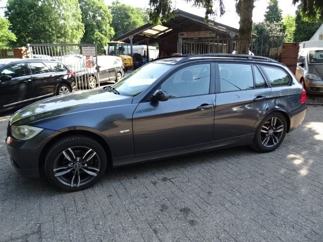BMW 320 I  E91 2.0 16v benz 110 kw  voor demontage., Gebruikt, -, -, Ophalen of Verzenden