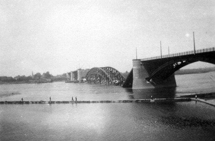 Historische Brugklinknagels Waalbrug Nijmegen- WOII Erfgoed, Ophalen of Verzenden, Nederland, Boek of Tijdschrift