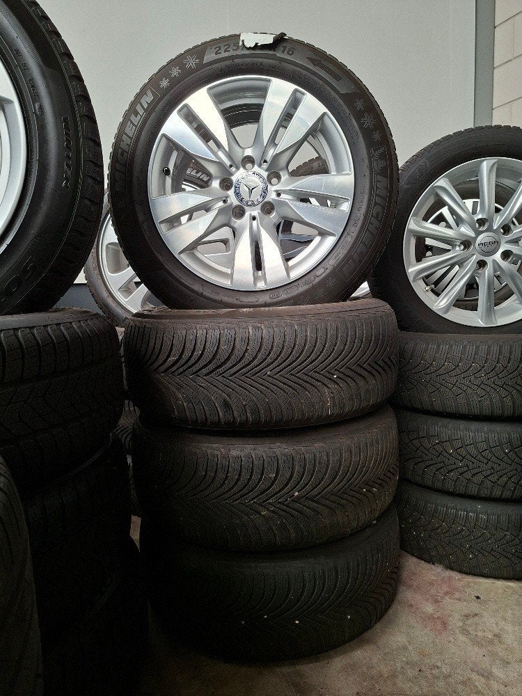 Complete set winterwielen Mercedes-Benz E200, Auto-onderdelen, Ophalen, Gebruikt, 16 inch, Banden en Velgen