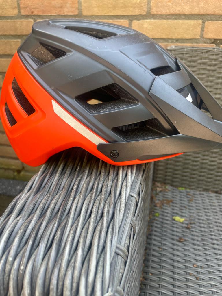 Zo goed als nieuwe fietshelm - Kindermaat S/M (54-58 cm), Ophalen of Verzenden, Zo goed als nieuw, S, Jongen of Meisje