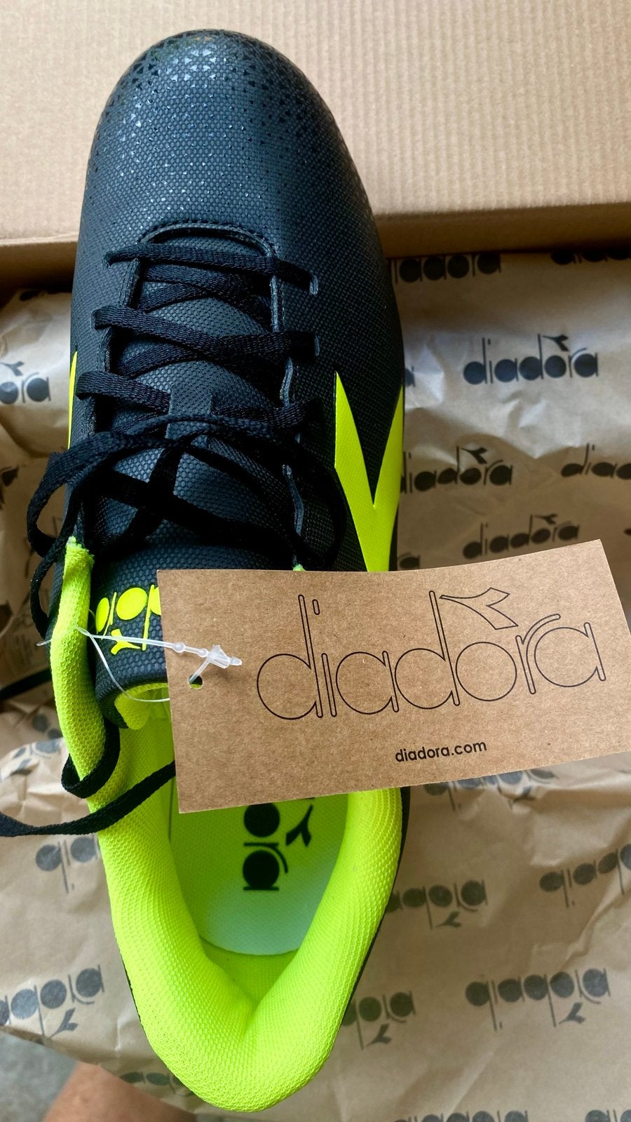 Diadora Pichichi 6 MG14 Voetbalschoenen - Nieuw in doos, Ophalen of Verzenden, Nieuw, Schoenen