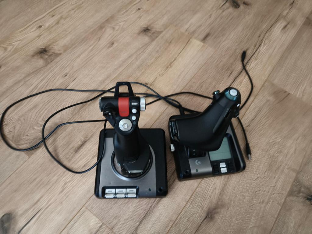 Logitech X52 HOTAS Stick & Throttle - Flight Simulator, Computers en Software, Ophalen, Gebruikt, Logitech