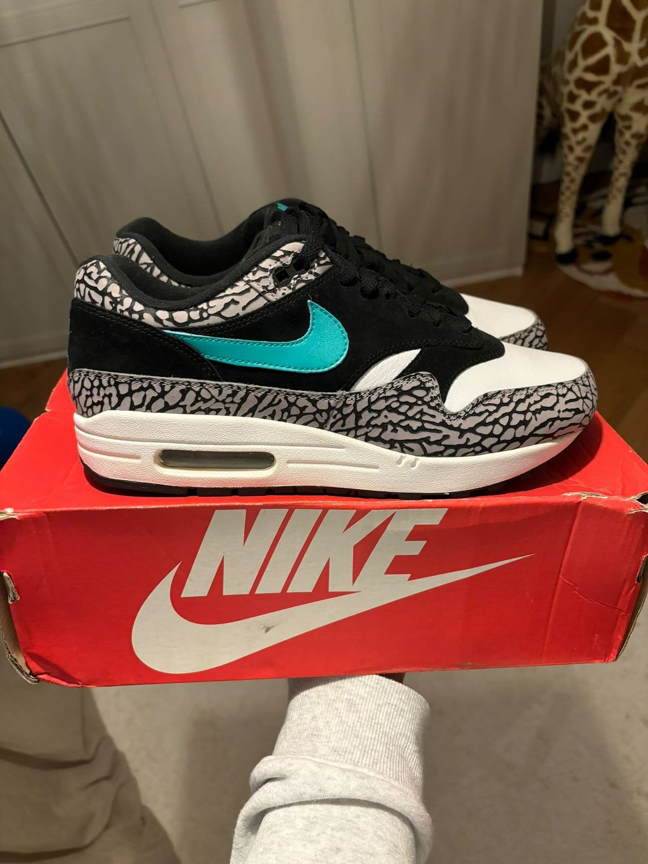 Nike Air Max 1 Atmos Elephant 2017, Kleding | Heren, Schoenen, Ophalen of Verzenden, Nieuw, Zwart, Sneakers of Gympen