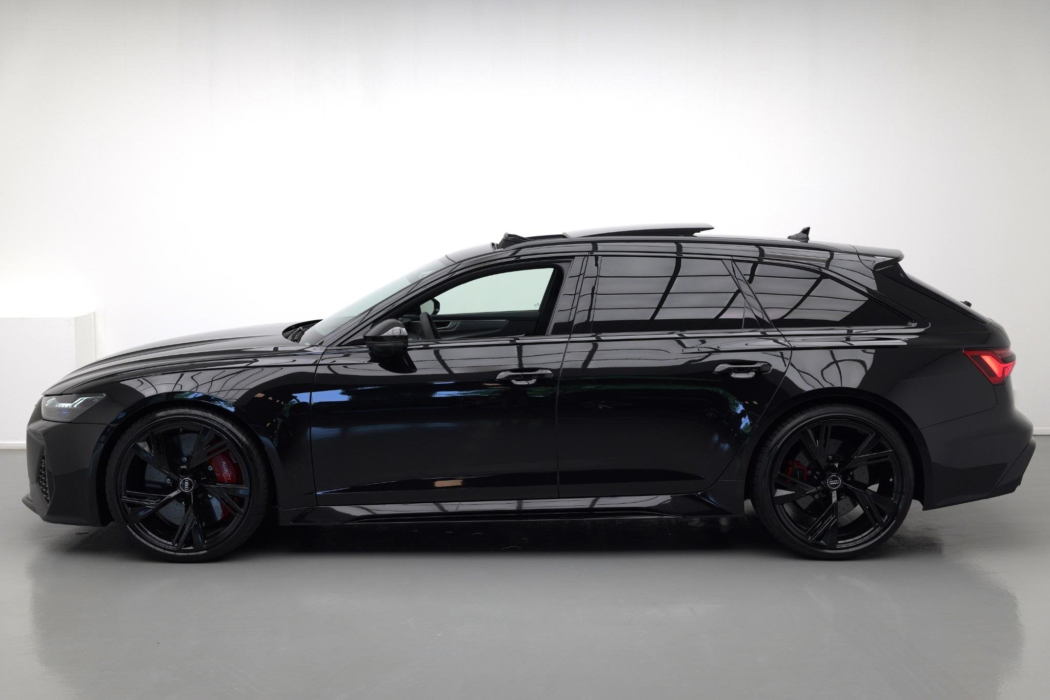 Audi RS6 Avant TFSI 4.0 quattro |800pk|Pano|Dynamic|Ceramic|, Auto's, Audi, Automaat, Gebruikt, 800 pk, Leder