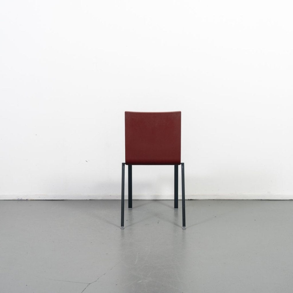 Vitra .03 Stoel Rood Kunststof (Stapelbaar) - Zwart, Niet ingevuld, Zo goed als nieuw, Niet ingevuld, Niet ingevuld