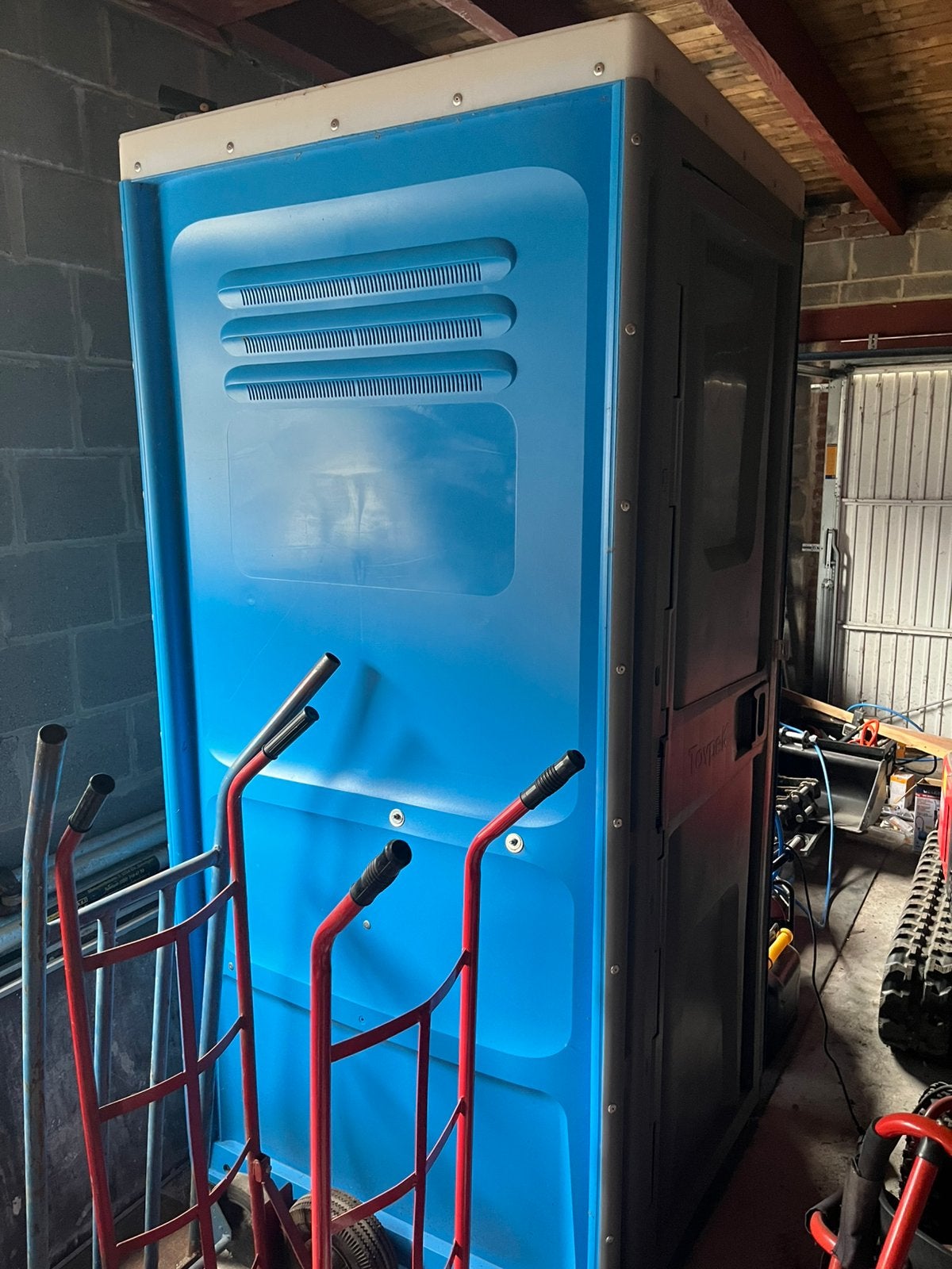 mobiel toiletunit met aansluiting riool, Ophalen, Gebruikt