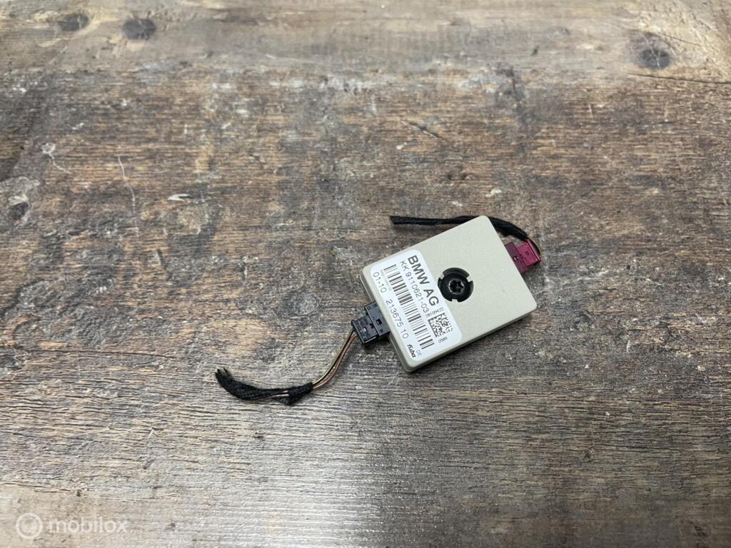 Antenne versterker BMW 3-serie E90 E91 LCI (8-12) 911062103, Gebruikt, Ophalen of Verzenden, BMW, BMW