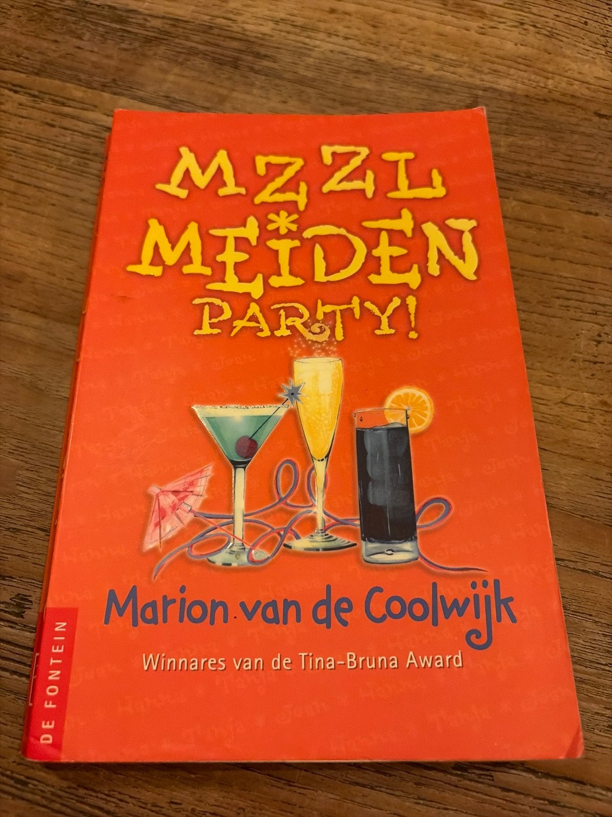 MZZL Meiden Party! - Marion van de Coolwijk, Ophalen of Verzenden, Gelezen, Fictie algemeen