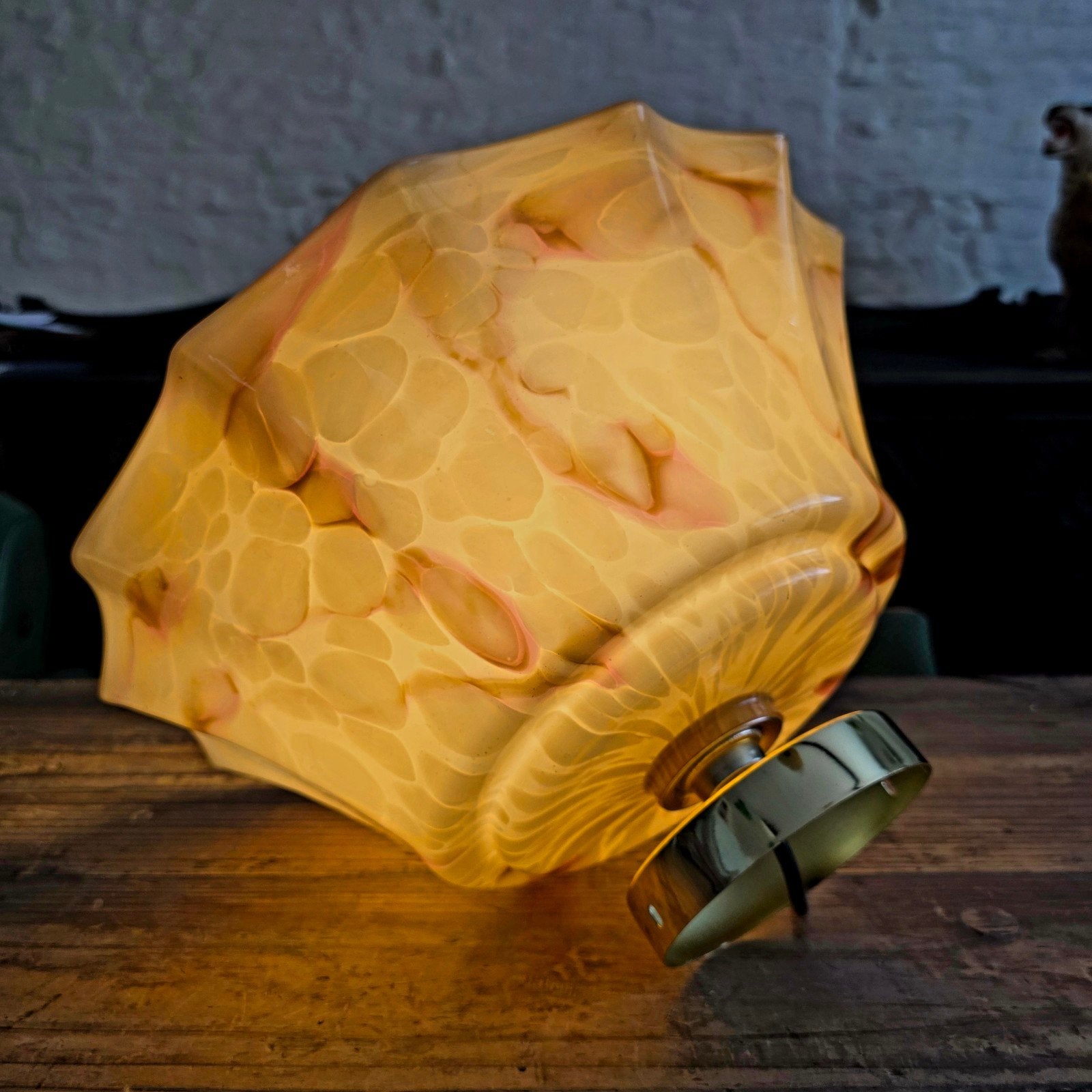 Vintage Art Deco gemarmerde uraniumglazen hanglamp., Ophalen of Verzenden, Glas, Art Deco, E27 (groot)