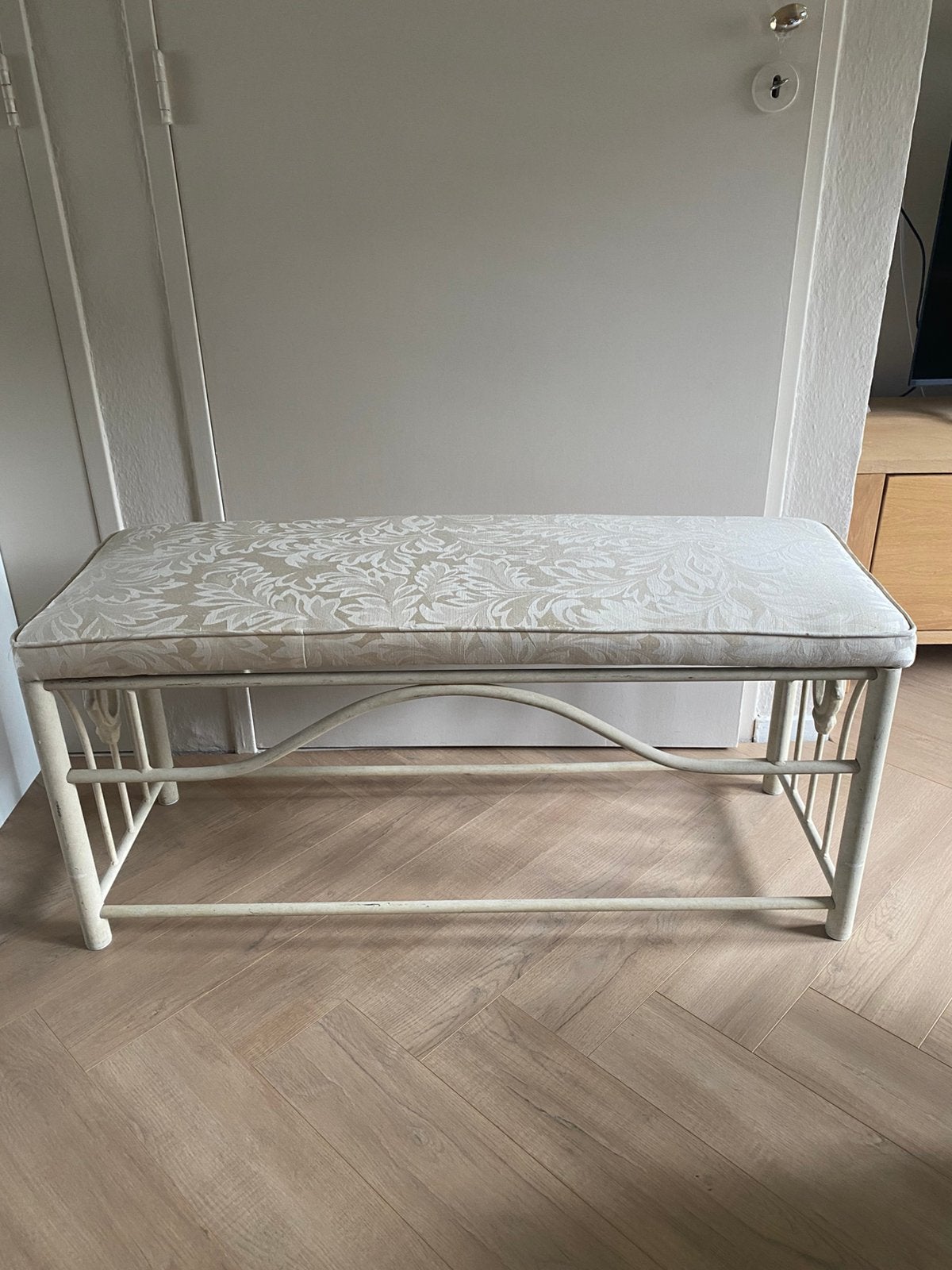 Brocante tuin bankje voor buiten of binnen, Ophalen, Zo goed als nieuw