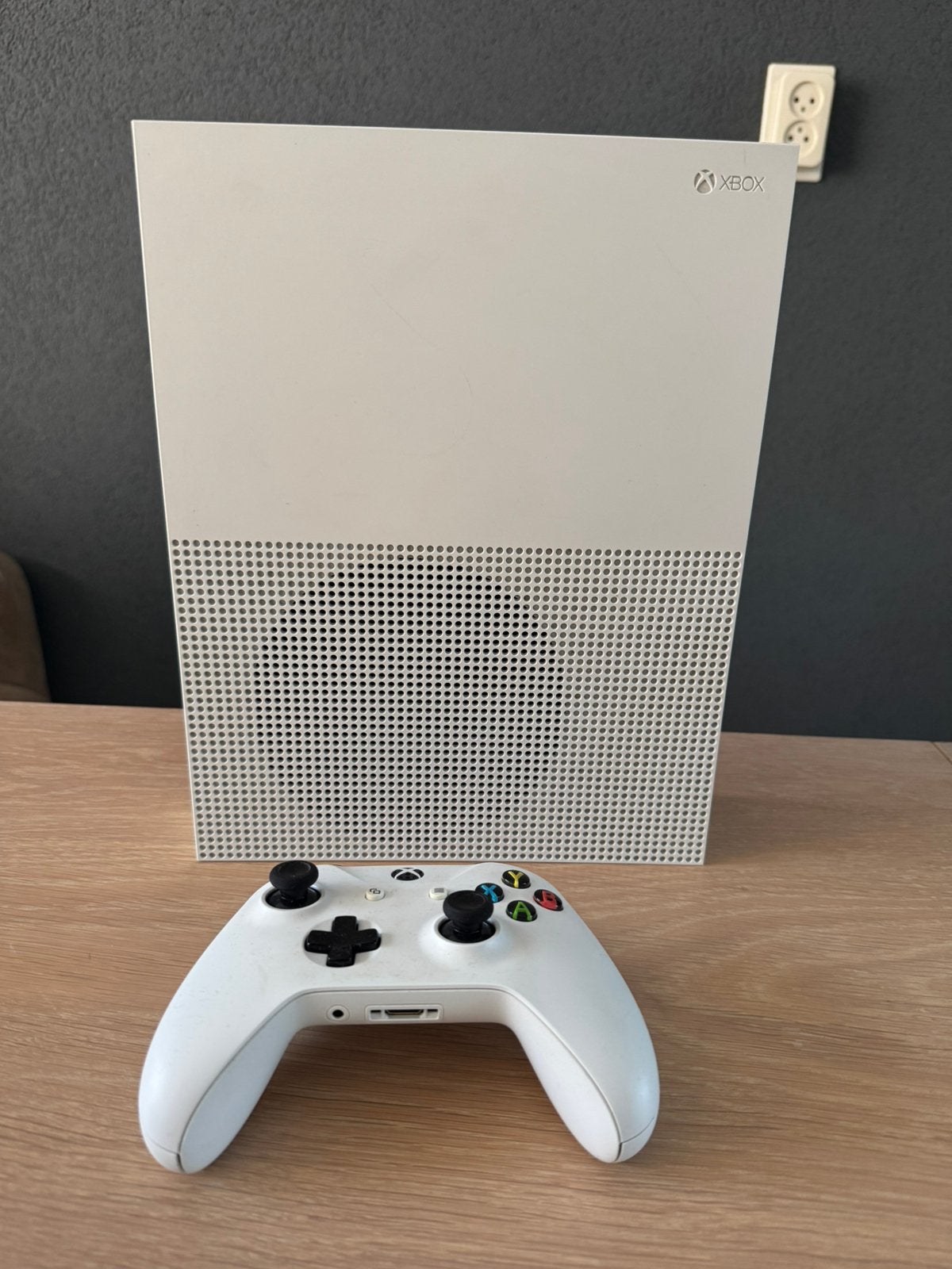 Xbox One S All Digital, Spelcomputers en Games, Spelcomputers | Xbox One, Xbox One S All-digital, Ophalen of Verzenden, Zo goed als nieuw