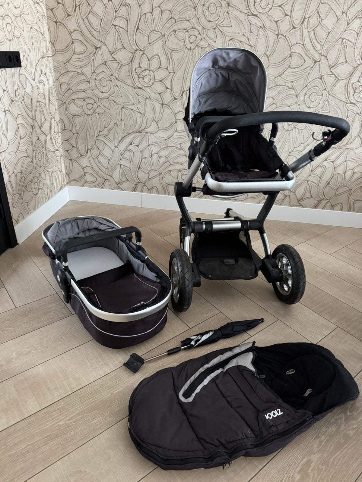 Complete Joolz kinderwagen set zitje, reiswieg parasol, Ophalen of Verzenden, Zo goed als nieuw, Overige merken