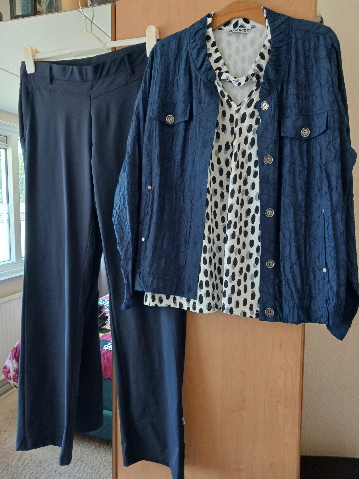 prachtige set maat xl donkerblauw, Verzenden, Zo goed als nieuw, Maat 46/48 (XL) of groter