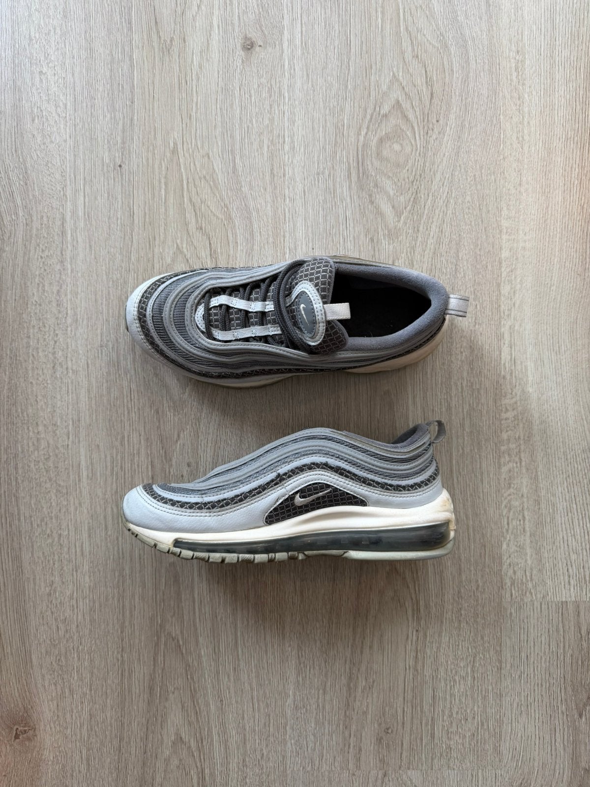 Nike Air Max 97 Grijs/Zilver maat 38.5, Kleding | Dames, Ophalen of Verzenden, Sneakers of Gympen, Grijs, Gedragen