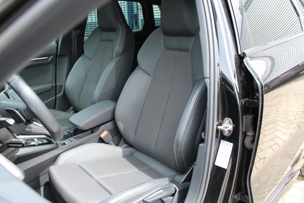 Audi A3 Sportback 35 TFSI |3x S-Line | Panoramadak | Sfeerve, Auto's, Audi, 4 cilinders, 150 pk, Leder en Stof, Zwart