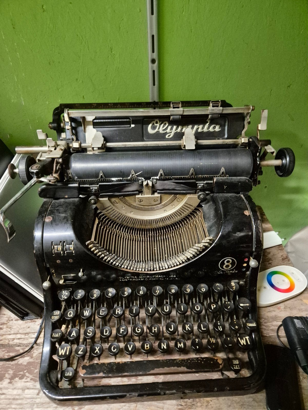 te koop oude typemachine olympia, Diversen, Typemachines, Ophalen, Gebruikt