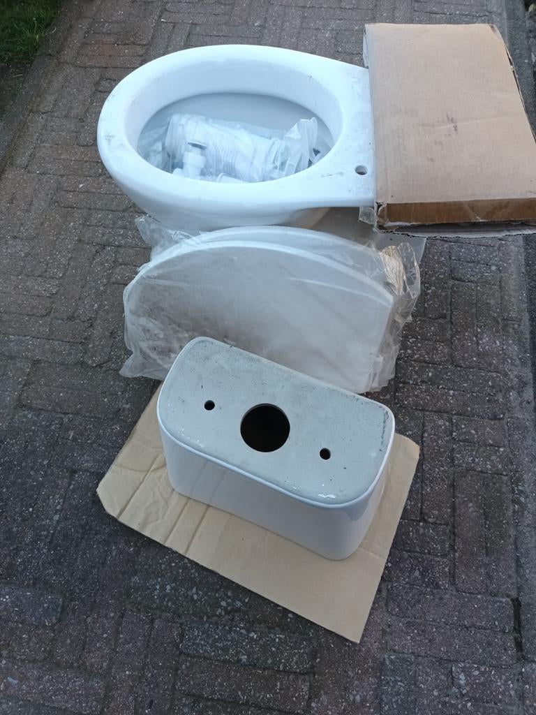 Toilet reservoir, Ophalen, Nieuw, Toilet