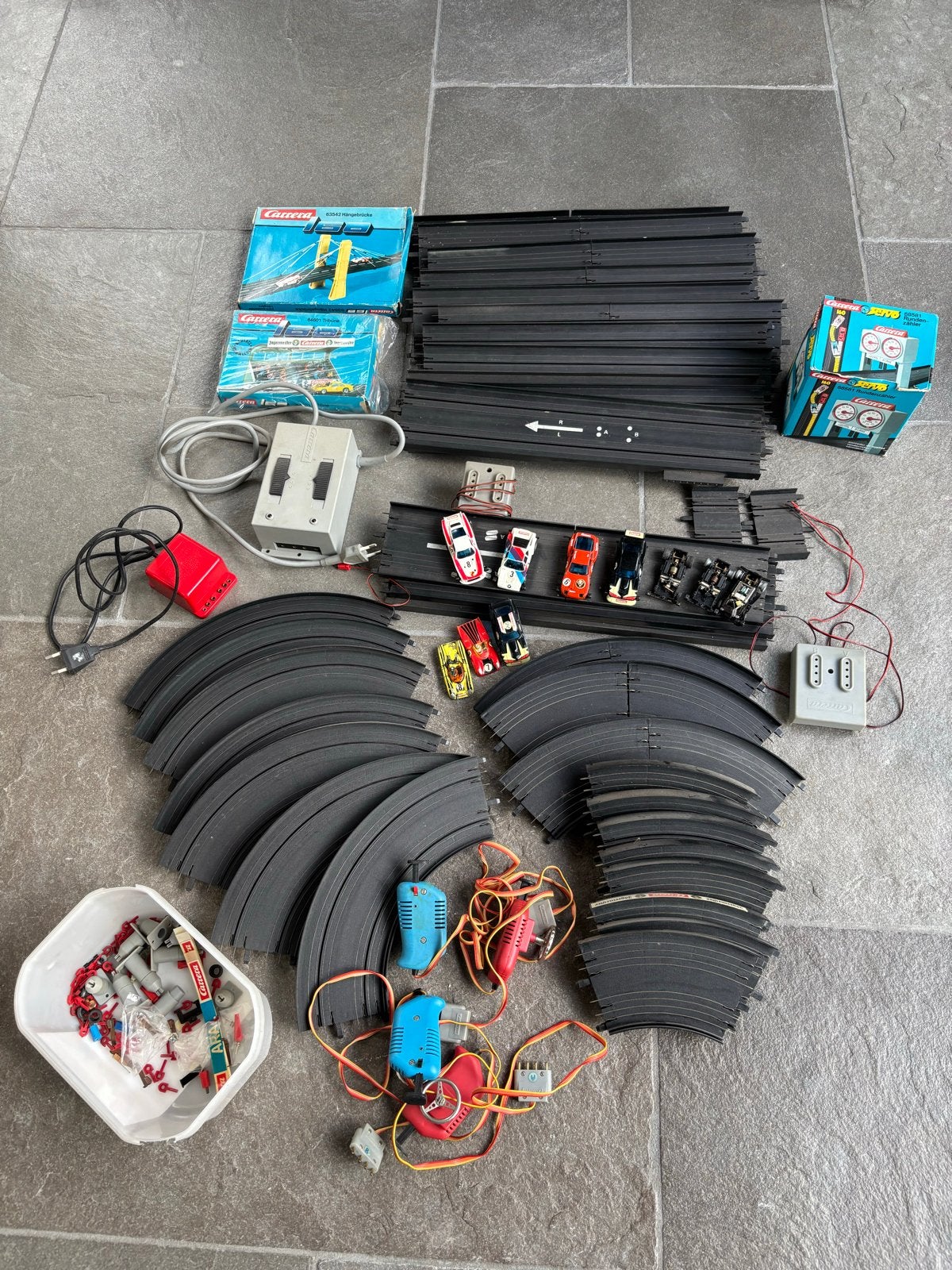 Carrera Servo 160 Racebaan met extra onderdelen en auto's, Kinderen en Baby's, Carrera, Ophalen of Verzenden, Elektrisch, Racebaan