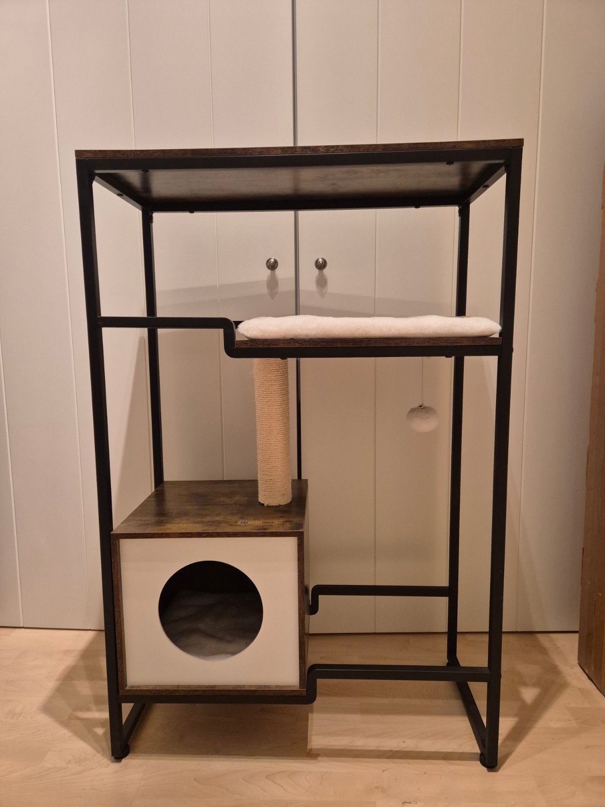 Industrieel kattenmeubel, Dieren en Toebehoren, Katten-accessoires, Ophalen, Zo goed als nieuw