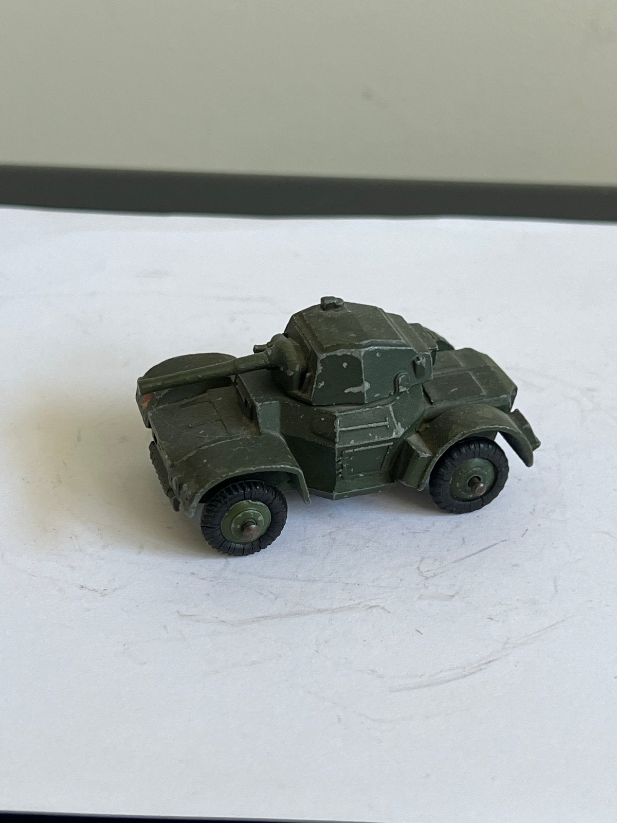 Dinky Toys 670 Armoured Car - Vintage Militair Voertuig, Ophalen of Verzenden