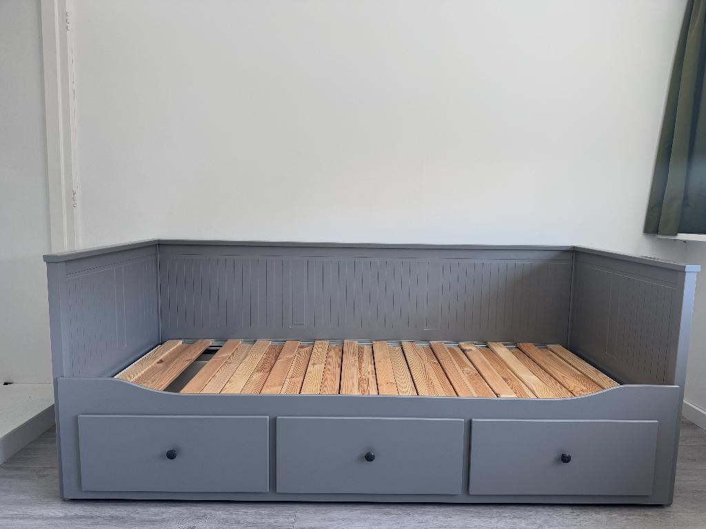 Ikea Hemnes bed, Kinderen en Baby's, Kinderkamer | Bedden, Ophalen of Verzenden, Matras, 180 cm of meer, 100 cm of meer