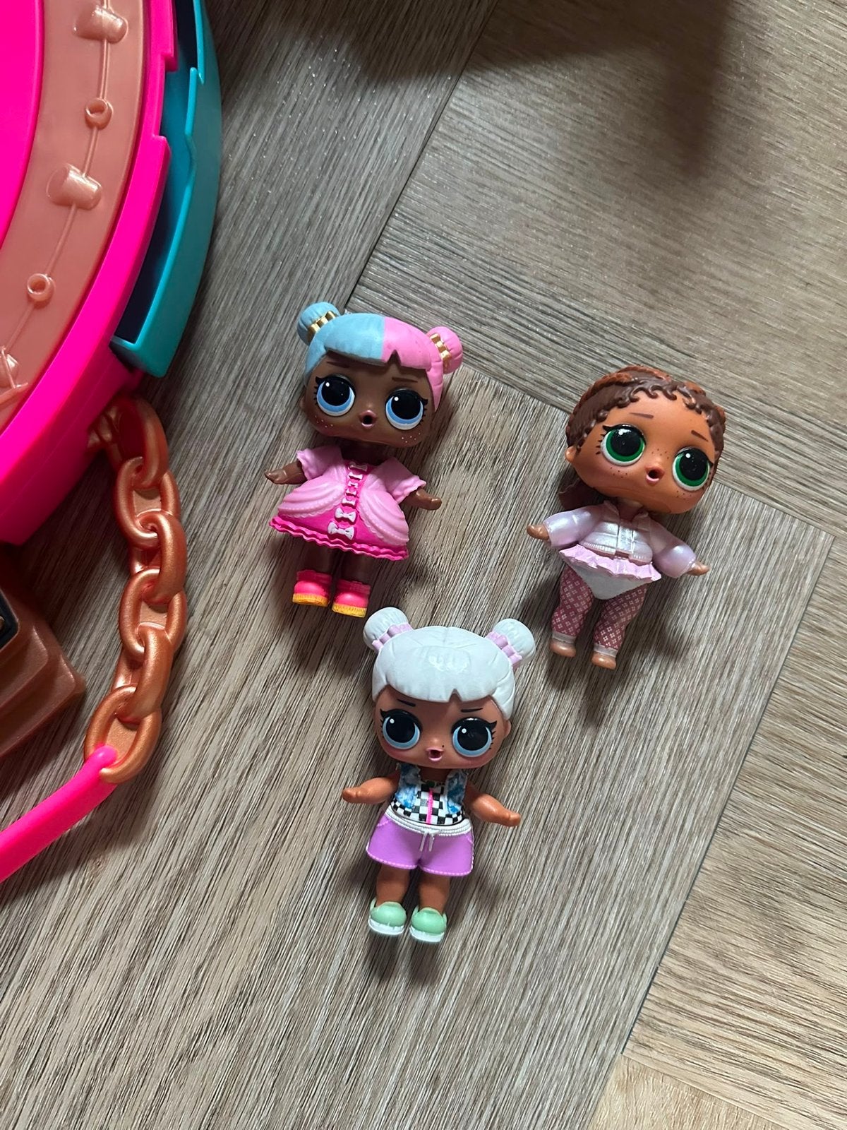 L.O.L. Surprise! Poppen met speelset en accessoires, Kinderen en Baby's, Speelgoed | Poppen, Ophalen of Verzenden, Gebruikt, Overige typen