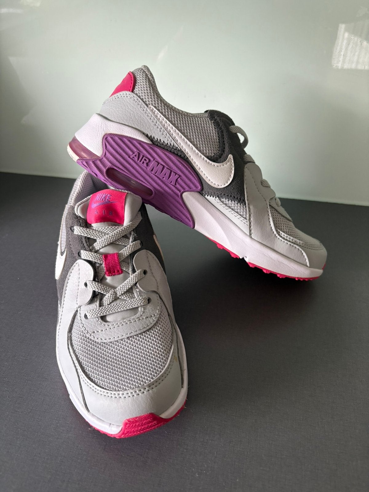 Nike Air Max maat 33,5 (nieuw), Ophalen, Nieuw, Meisje, Sportschoenen